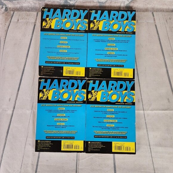The Hardy Boys Undercover Brothers Paperback Lot of 4 Books Mysteries Youth - Picture 6 of 6